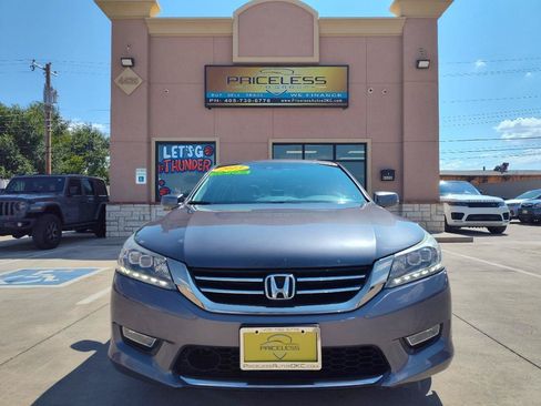 Used 2013 Honda Accord Touring image 8