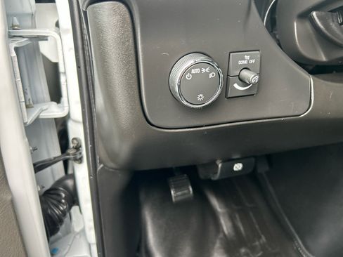 Used 2023 GMC Savana 2500 w/ Driver Convenience Package image 22