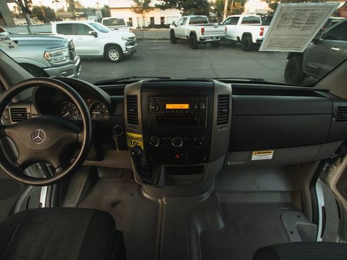 Used 2012 Mercedes-Benz Sprinter 2500 w/ Additional Battery Pkg image 18