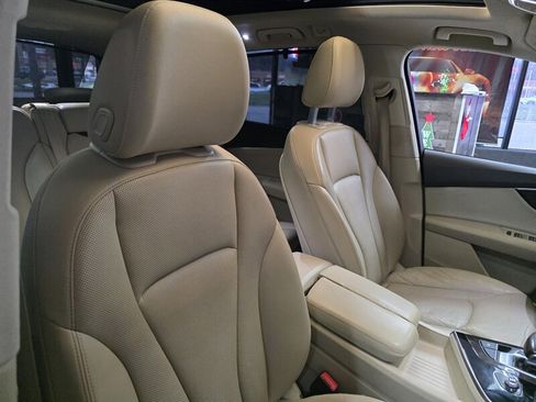 Used 2017 Audi Q7 3.0T Premium Plus w/ Premium Plus Package image 15