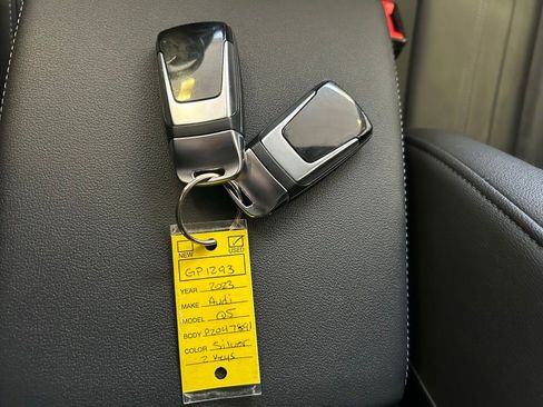 Used 2023 Audi Q5 2.0T Premium w/ Convenience Package image 59