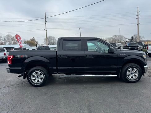 Used 2017 Ford F150 XLT image 4