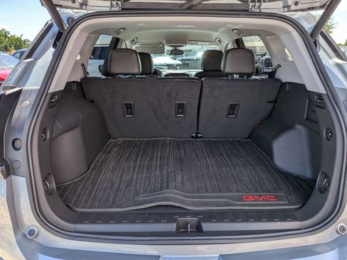 Certified 2024 GMC Terrain SLT w/ Elevation Edition FWD image 21