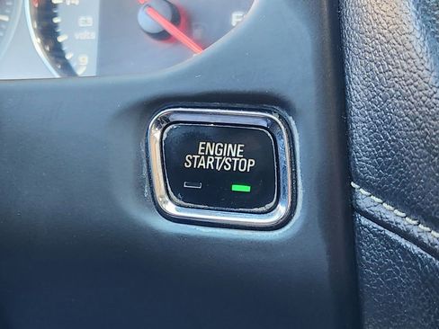 Used 2017 GMC Acadia Denali image 21