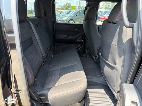 Used 2022 Nissan Frontier PRO-4X AWD/4WD image 14