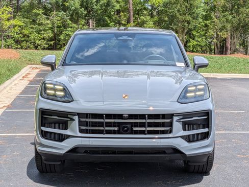 Certified 2026 Porsche Cayenne S AWD/4WD image 36
