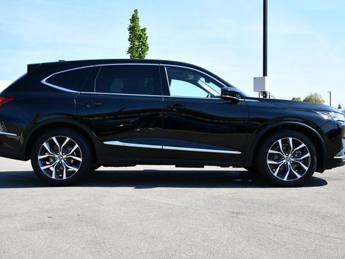 Used 2023 Acura MDX w/ Technology Package AWD/4WD image 11