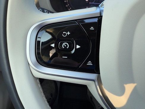 New 2026 Volvo XC60 T8 Ultra w/ Climate Package image 12