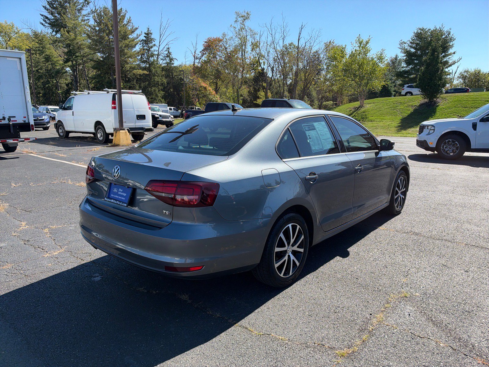 Used 2018 Volkswagen Jetta SE FWD image 13