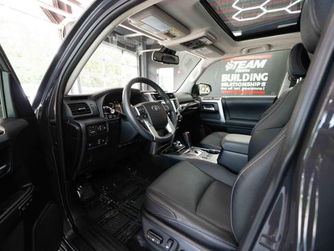 Used 2024 Toyota 4Runner Limited AWD/4WD image 8