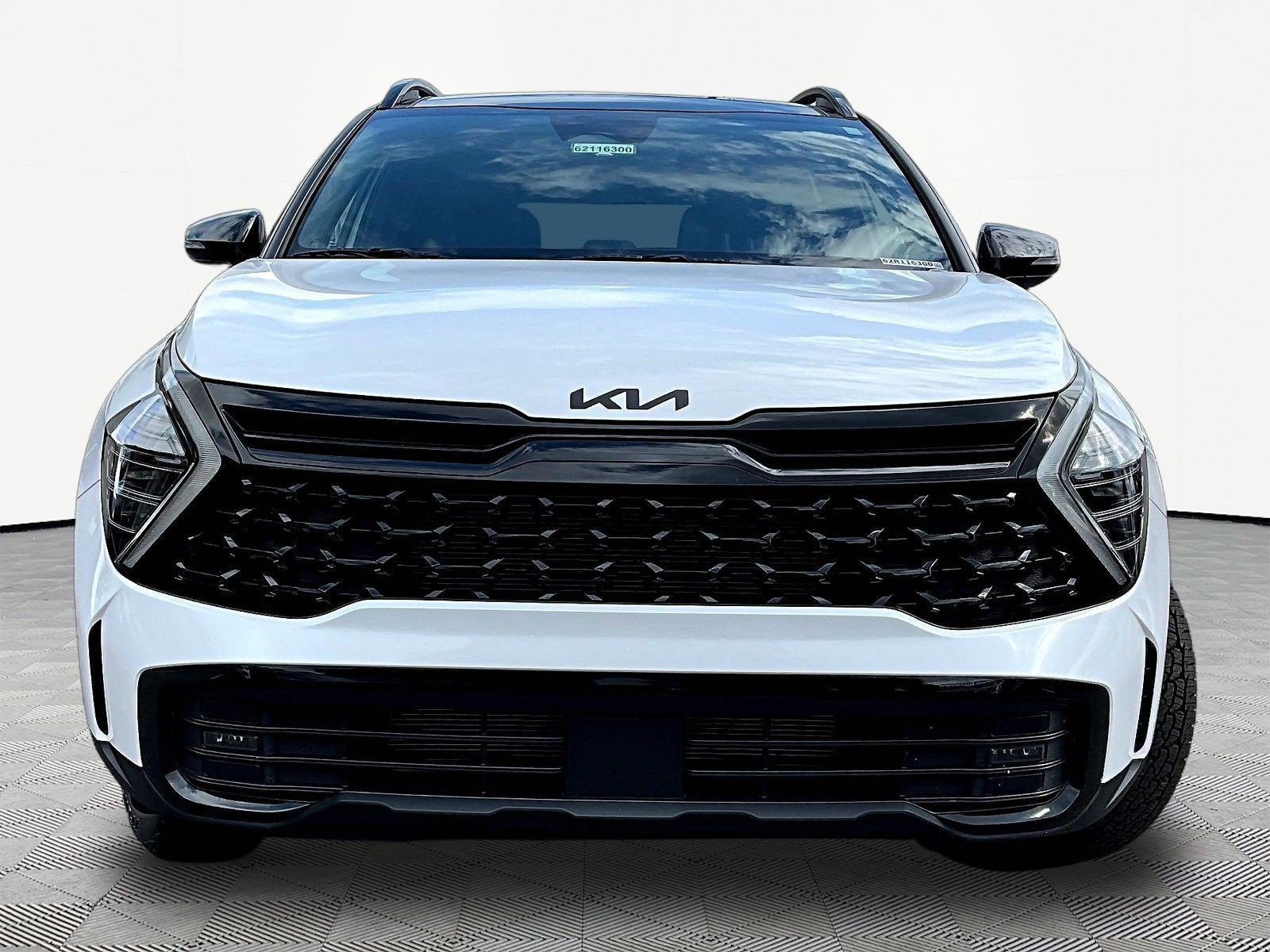 Used 2025 Kia Sportage X-Pro AWD/4WD image 2