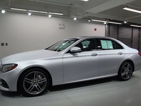 Certified 2020 Mercedes-Benz E 350 4MATIC Sedan image 3