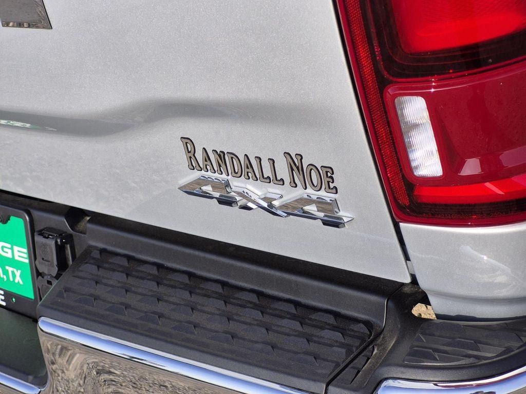 New 2026 RAM 3500 Tradesman AWD/4WD image 9