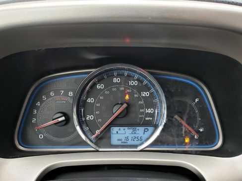 Used 2014 Toyota RAV4 Limited image 26