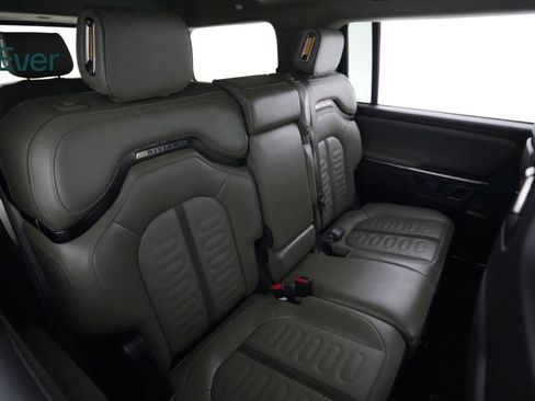 Used 2024 Rivian R1S Adventure AWD/4WD image 5