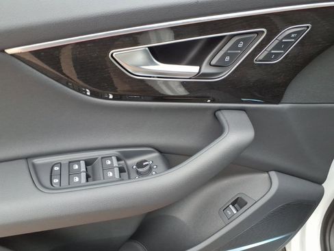 New 2026 Audi Q7 2.0T Premium image 11