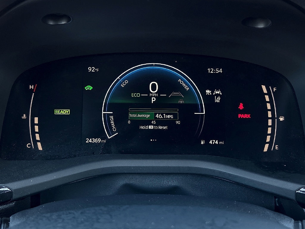 Used 2026 Toyota Camry SE FWD image 38