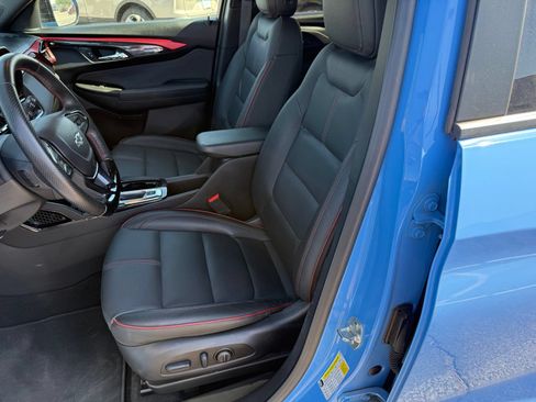 Used 2024 Chevrolet TrailBlazer RS w/ Convenience Package FWD image 32