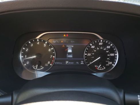 Used 2024 Nissan Frontier SV w/ Hardbody Edition image 31