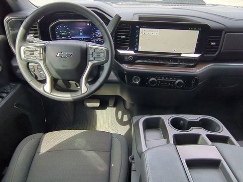 Used 2023 Chevrolet Silverado 1500 LT Trail Boss image 30