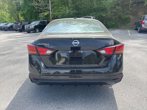 Used 2023 Nissan Altima 2.5 SV image 5