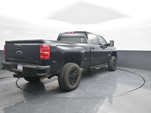 Used 2016 Chevrolet Silverado 2500 LT w/ Midnight Edition AWD/4WD image 7