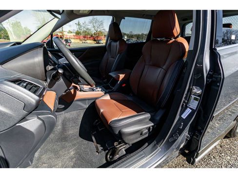 Used 2022 Subaru Forester Touring image 14