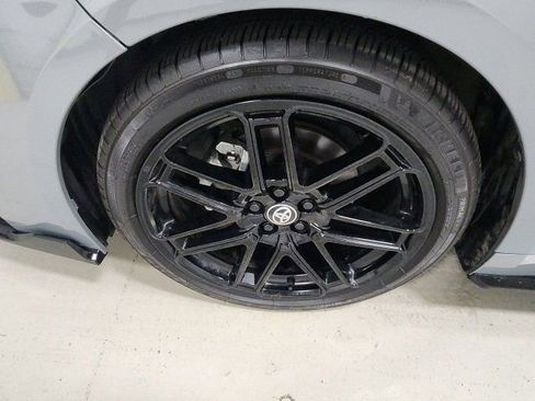 Used 2022 Toyota Corolla SE w/ Carpet Mat Package (TMS) FWD image 34