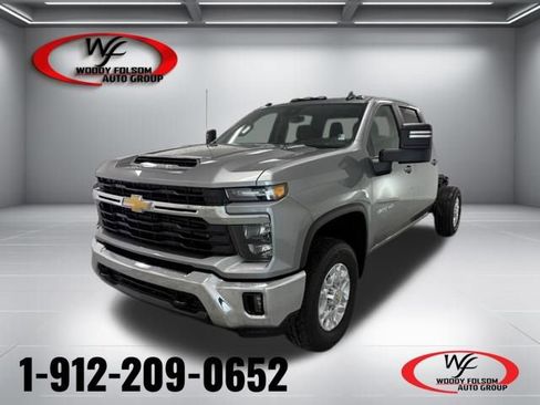 New 2026 Chevrolet Silverado 3500 LT w/ Convenience Package AWD/4WD image 1