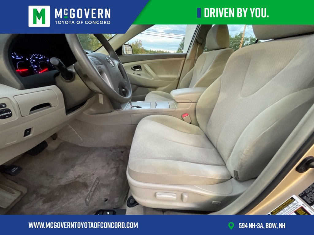 Used 2010 Toyota Camry LE FWD image 10