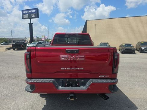 Used 2024 GMC Sierra 2500 AT4 w/ AT4 Premium Plus Package image 6