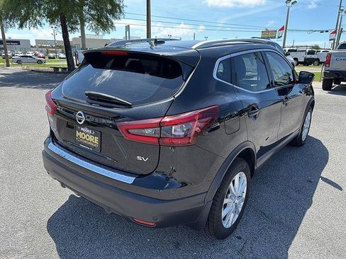 Used 2022 Nissan Rogue Sport SV w/ Technology Package FWD image 5