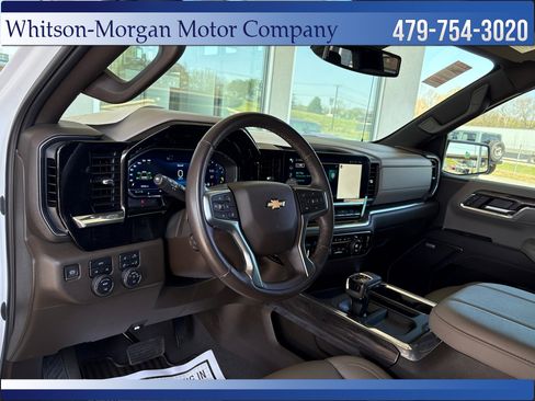 Used 2023 Chevrolet Silverado 1500 LTZ image 10