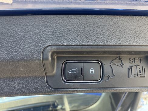 Used 2023 Ford Explorer XLT w/ Equipment Group 202A image 12