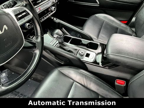 Used 2023 Kia Telluride S w/ S Sunroof Package FWD image 17