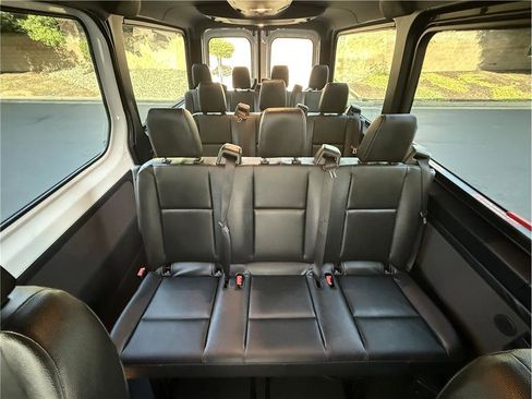 Used 2023 Mercedes-Benz Sprinter 2500 image 41
