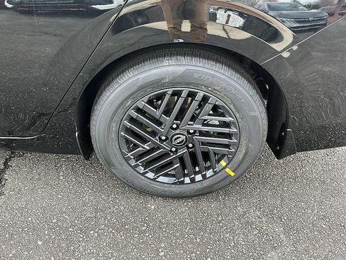 New 2026 Nissan Sentra SV image 8