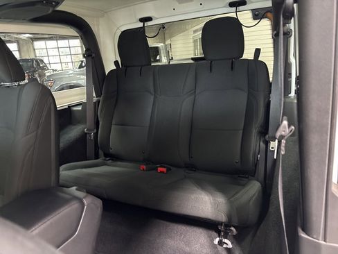 Used 2021 Jeep Wrangler Sport image 26