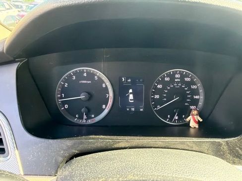 Used 2016 Hyundai Sonata SE FWD image 9