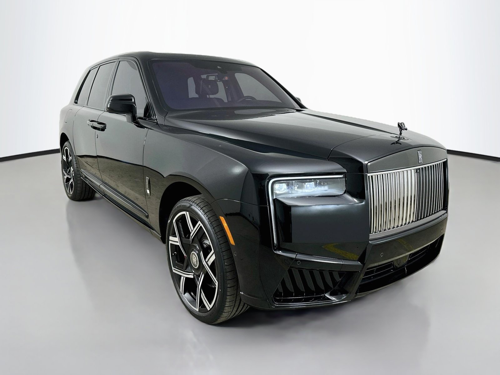 Used 2026 Rolls-Royce Cullinan Black Badge AWD/4WD image 3