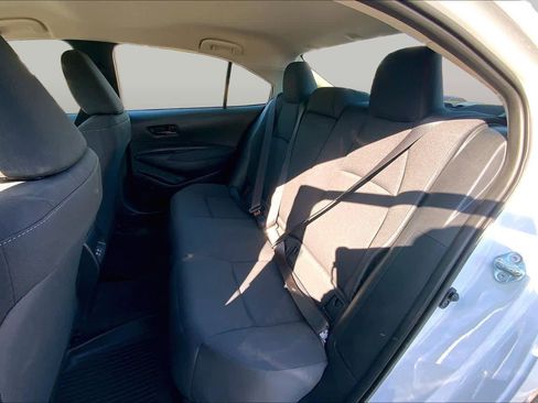 Certified 2025 Toyota Corolla LE FWD image 19