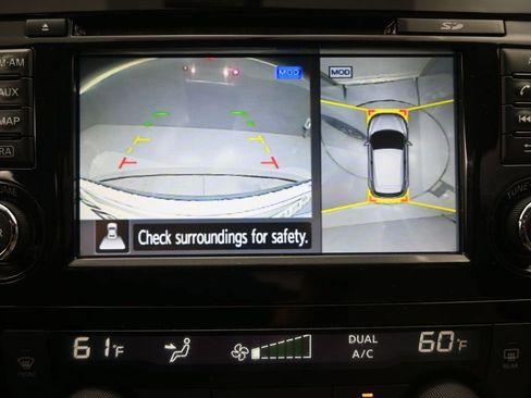 Used 2018 Nissan Rogue Sport SL AWD/4WD image 3