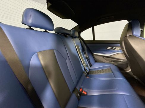 Used 2023 BMW M3 w/ M Carbon Exterior Package RWD image 41
