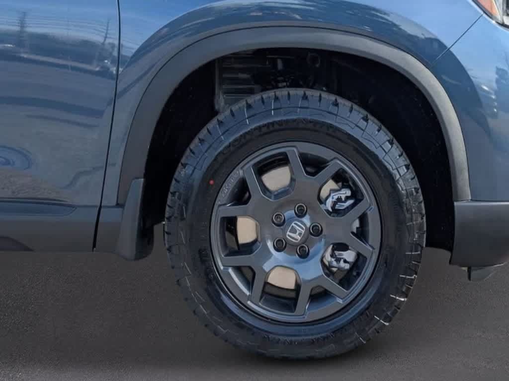 New 2026 Honda Pilot TrailSport image 9
