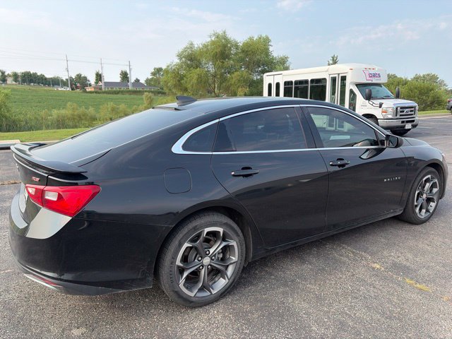 Used 2019 Chevrolet Malibu RS FWD image 4