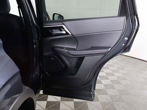 New 2026 Mitsubishi Outlander LE FWD image 25