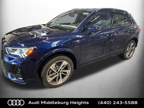 New 2025 Audi Q3 2.0T Premium image 2