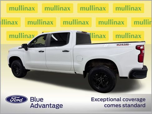 Used 2023 Chevrolet Silverado 1500 LT Trail Boss w/ Protection Package AWD/4WD image 11