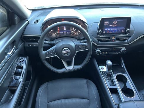 Used 2021 Nissan Altima 2.5 SV image 19