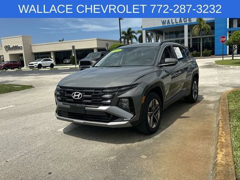 Used 2025 Hyundai Tucson SEL AWD/4WD image 2